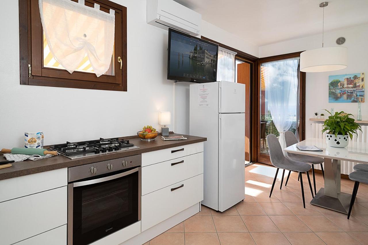 Apartment Blanco - Regarda Travel Lazise Luaran gambar